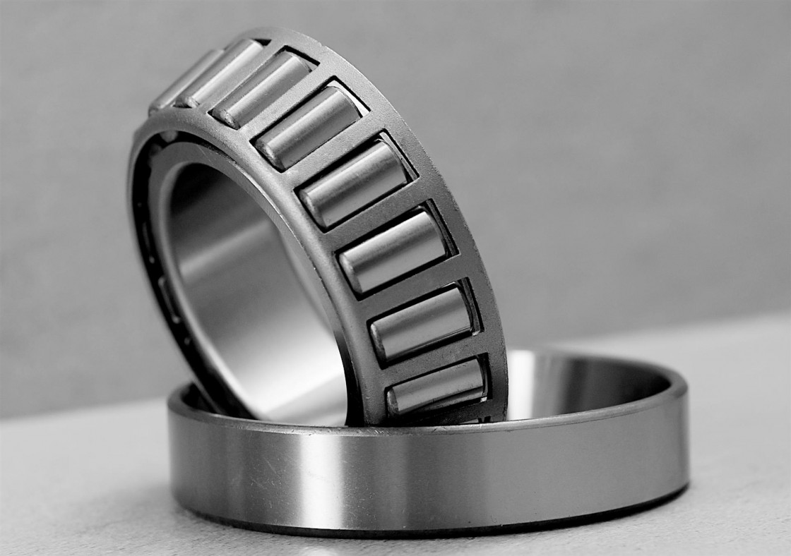 LM72810 Inch Tapered Roller Bearing 22.606x47x15.5mm
